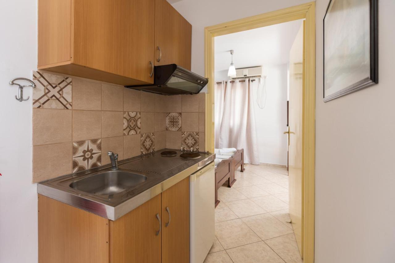 Alicia Studios Fársa Exteriér fotografie